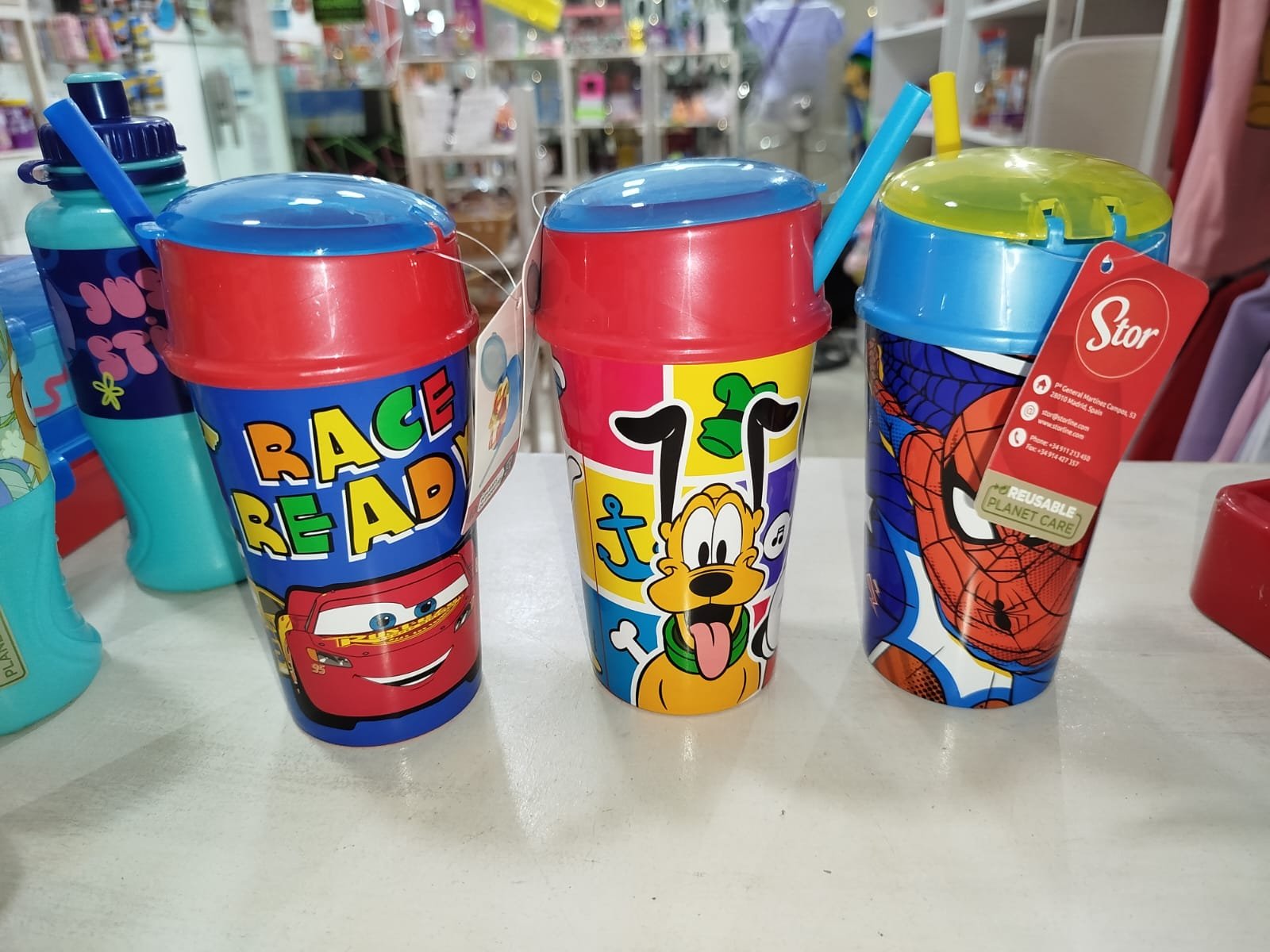 Vaso Infantil Reutilizable con Sorbete – Licencias Oficiales (Stor)